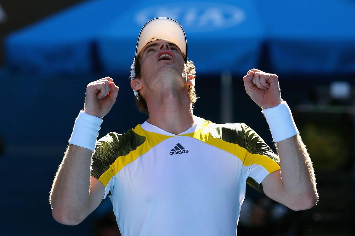 九游游戏旧版本-纳达尔重返赛场，出色发挥首场状态出色，拜仁观众沸腾！(纳达尔23个大满贯)