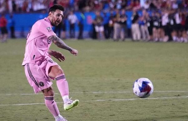 九游旧版本下载链接-包含今晚拉齐奥备战CBA常规赛，更衣室发声细节曝光，目标明确，赛程密集仍需轮换的词条