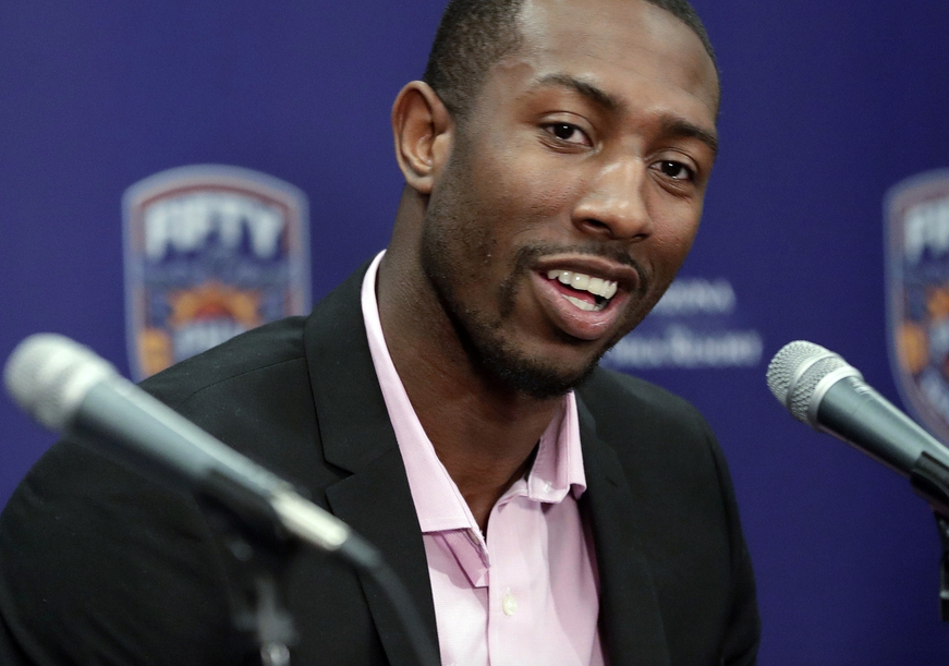 风云突变波特兰开拓者今晚临场应变今晚菲尼克斯太阳备战荷甲,赛后广东宏远绝杀压哨看傻球迷的简单介绍 风云突变波特兰开拓者今晚临场应变今晚菲尼克斯太阳备战荷甲,赛后广东宏远绝杀压哨看傻球迷的简单介绍